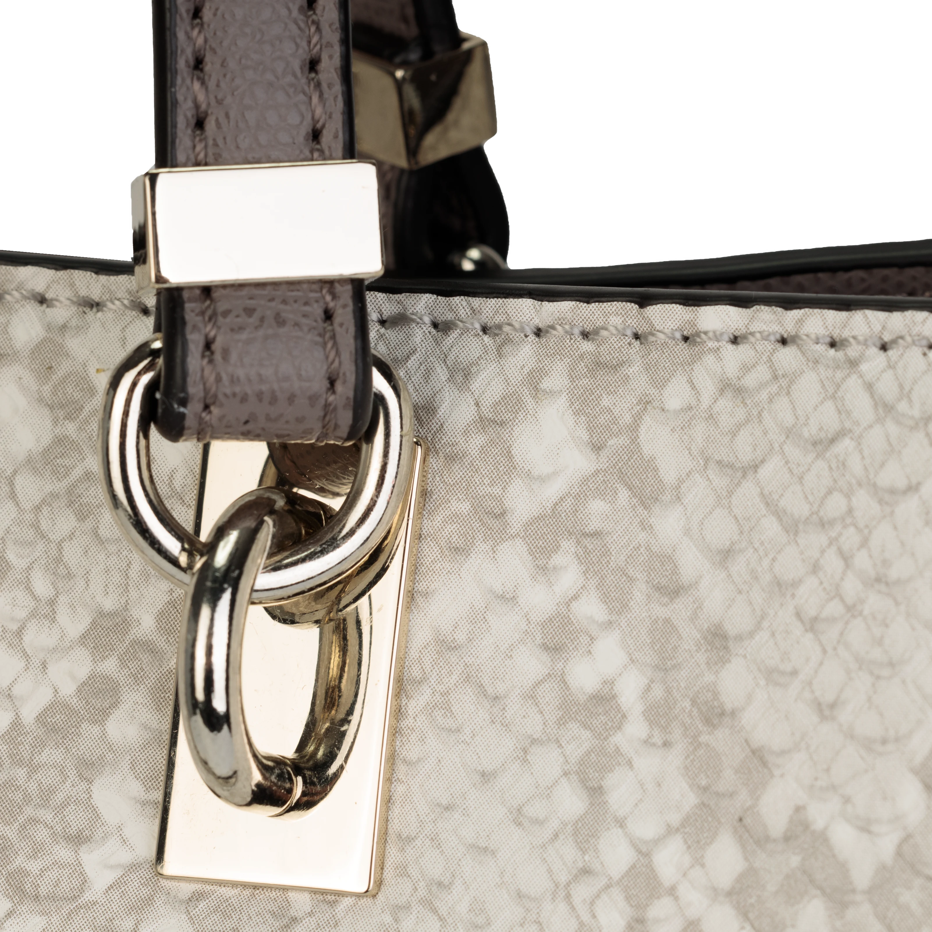 Wężowa shopperka Guess